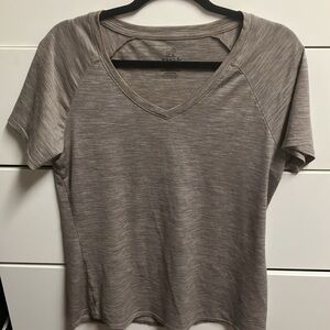 WoolX Women's Short Sleeve V-Neck Tee in Heather Taupe L